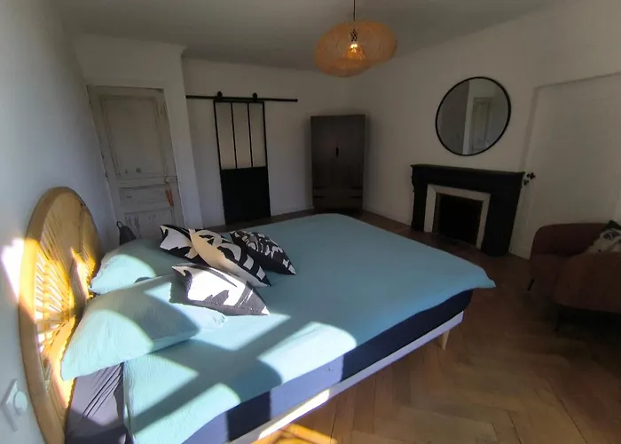 Pour 4 Personnes Au Coeur Du Centre Historique Apartament *