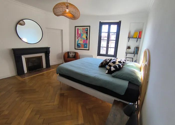 Pour 4 Personnes Au Coeur Du Centre Historique Auch